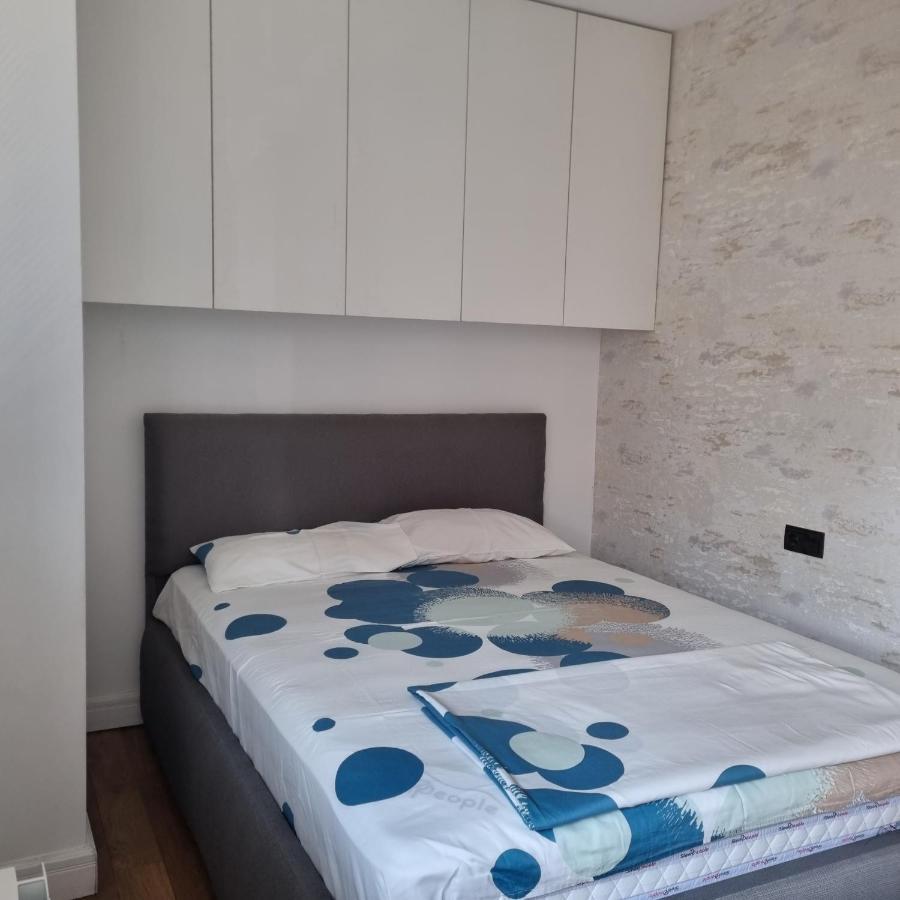 Apartment With Sea View Батумі Екстер'єр фото