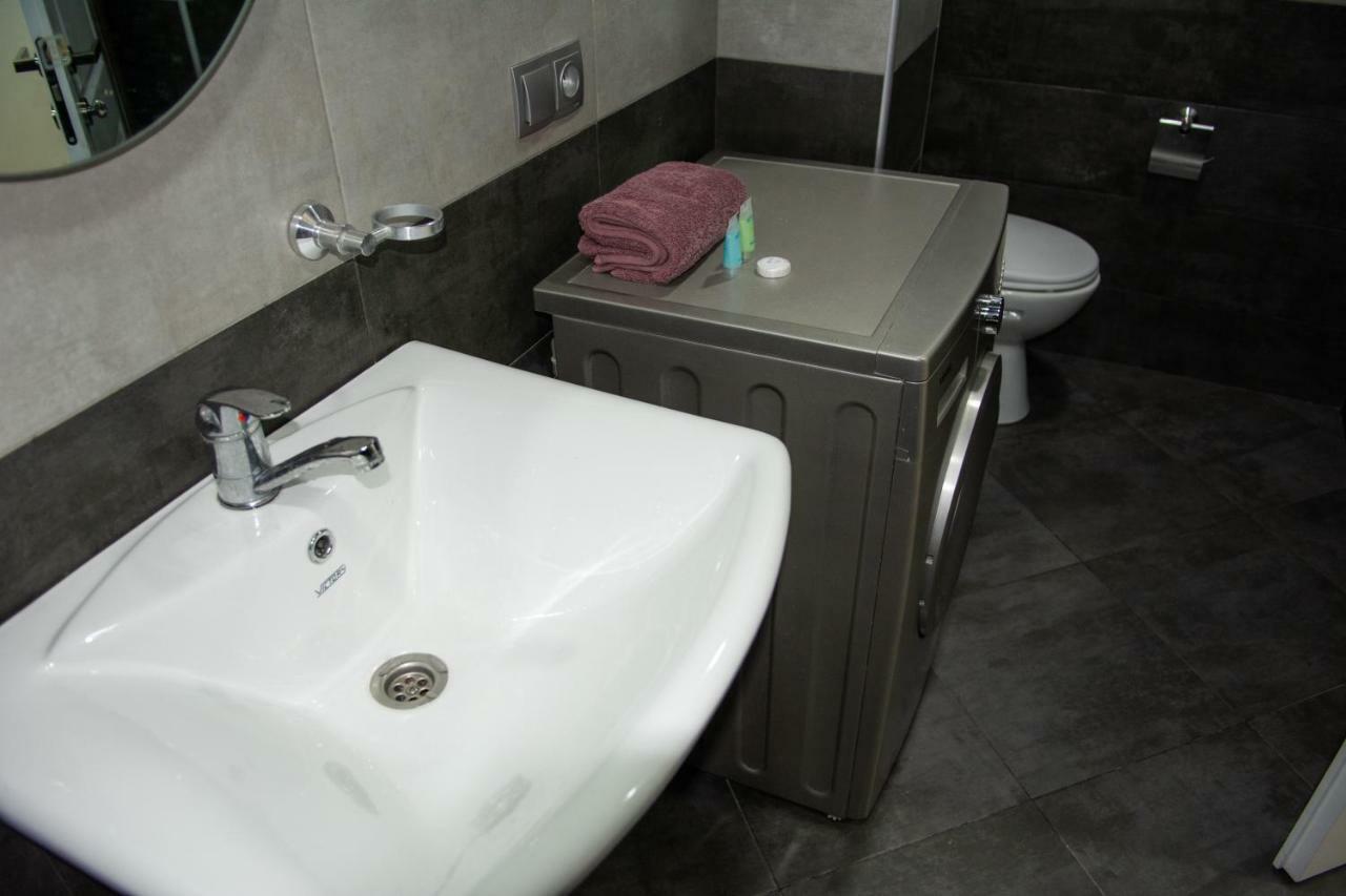 Apartment With Sea View Батумі Екстер'єр фото
